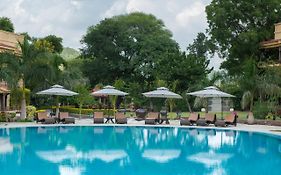 Royal Retreat Hotel